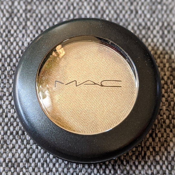 MAC Cosmetics Other - MAC Eyeshadow Prizey Discontinued